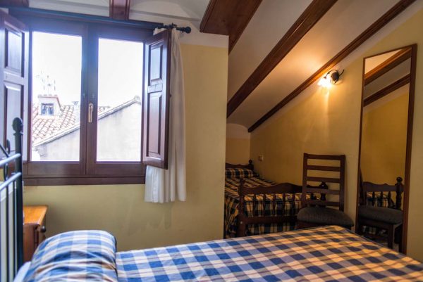 Apartamento Iglesia I - (4 plazas + 4 plazas supletorias)